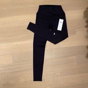 Alo leggings, never worn